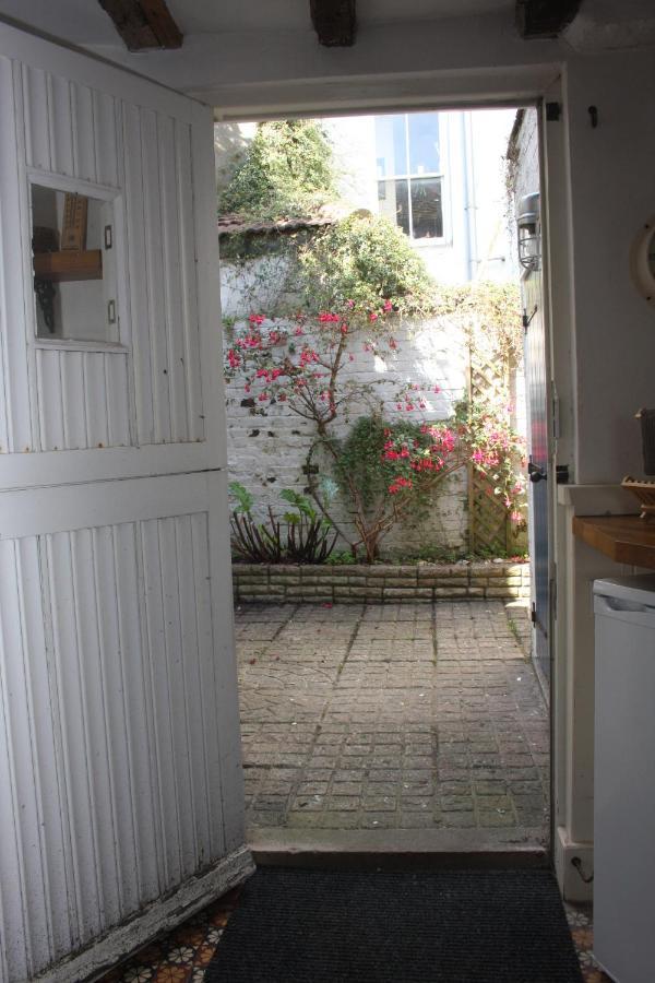 Fishermans Cottage Built In 1705 Hastings Bagian luar foto