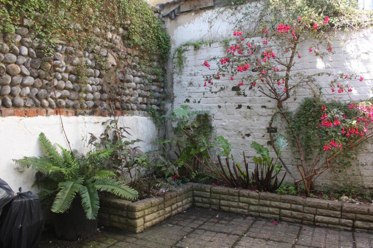 Fishermans Cottage Built In 1705 Hastings Bagian luar foto
